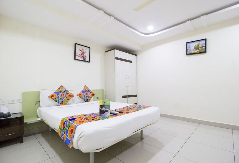 デラックスルーム, Fabhotel Siri Inn Madhapur