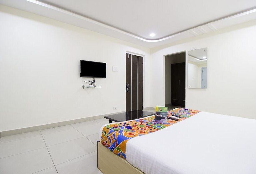 デラックスルーム, Fabhotel Siri Inn Madhapur
