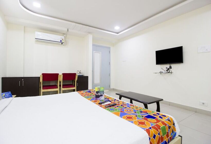 デラックスルーム, Fabhotel Siri Inn Madhapur