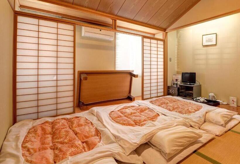 اتاق استاندارد, Kochi Kuroshio