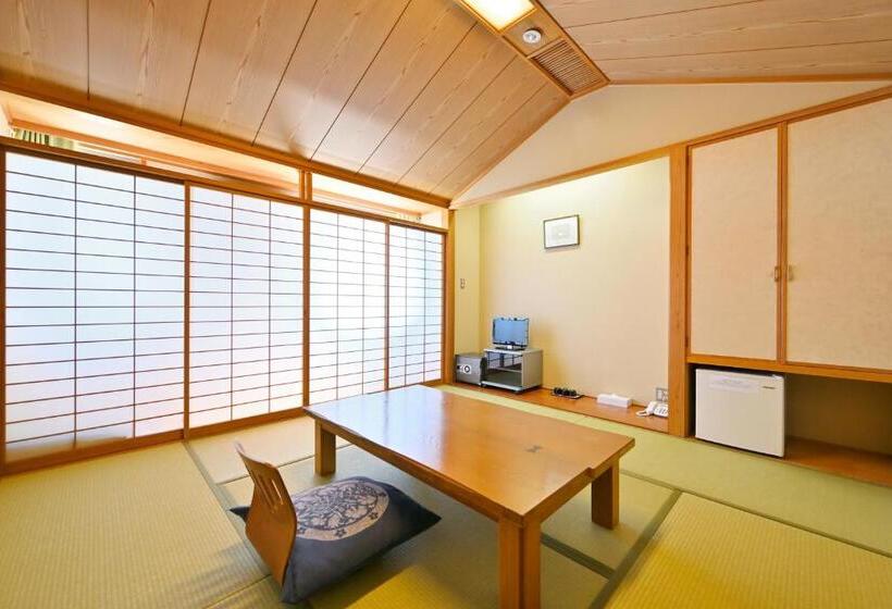 اتاق استاندارد, Kochi Kuroshio