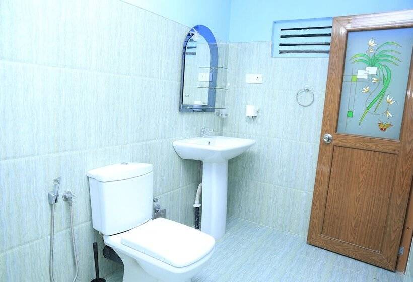 Трехместный Номер Deluxe Вид на Сад, La Safari Inn Tissamaharama