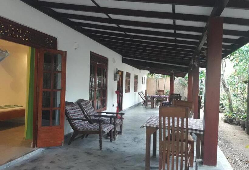 Семейный Номер, Weligama Bay Eco Villa