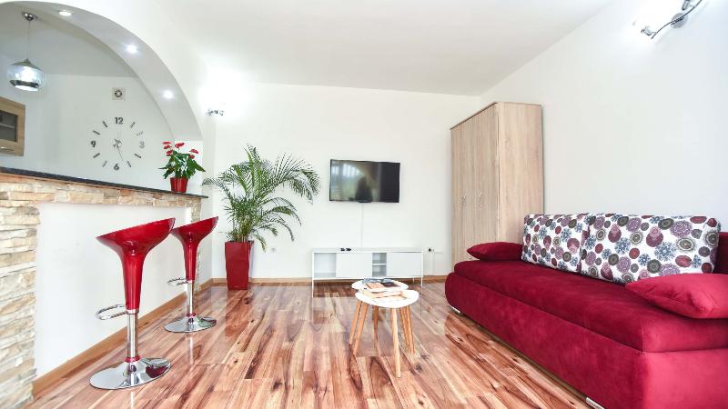 استودیوی استاندارد با چشم‌انداز دریا, Apartments Raymond