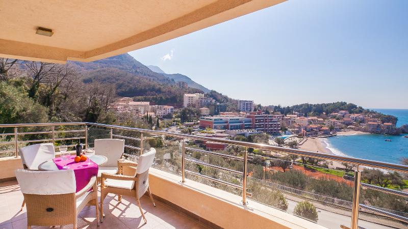 آپارتمان 1 خوابه با چشم‌انداز دریا, Apartments Raymond