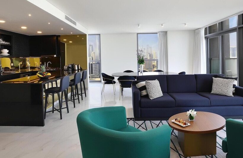 Апартаменты Premium 3 Спальни, Millennium Atria Business Bay