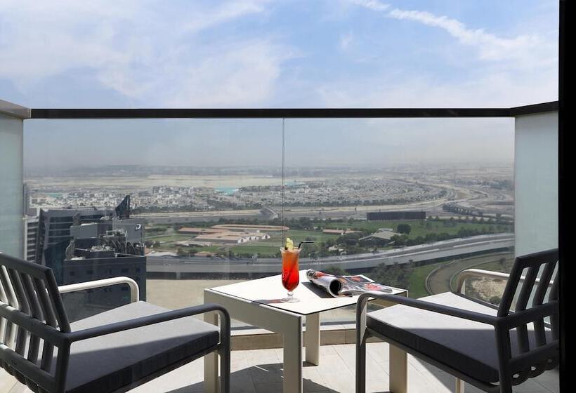 Апартаменты Premium 3 Спальни, Millennium Atria Business Bay