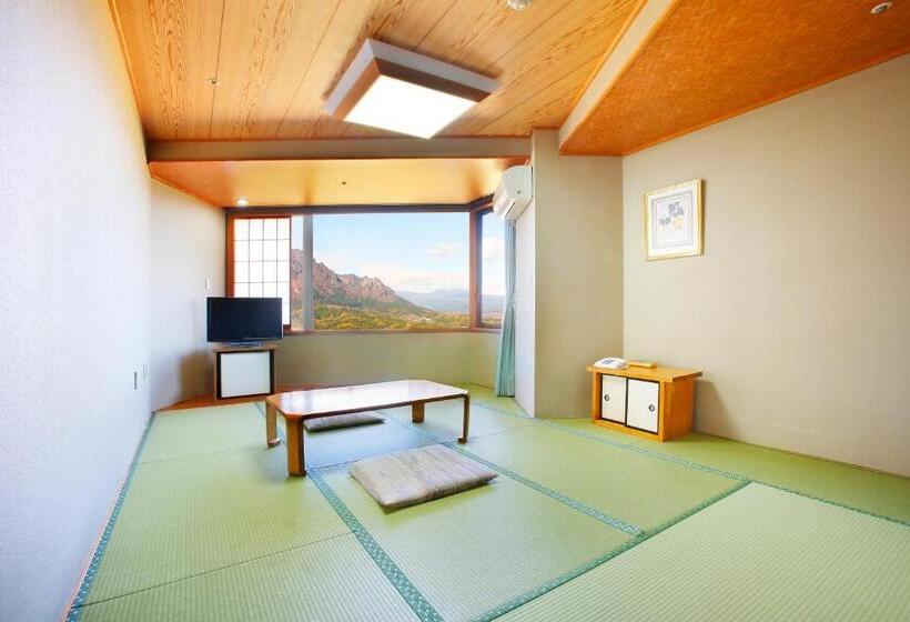 Standard-huone, Myogi Green
