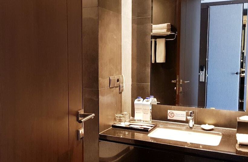 디럭스 룸, Wyndham Opi Hotel Palembang