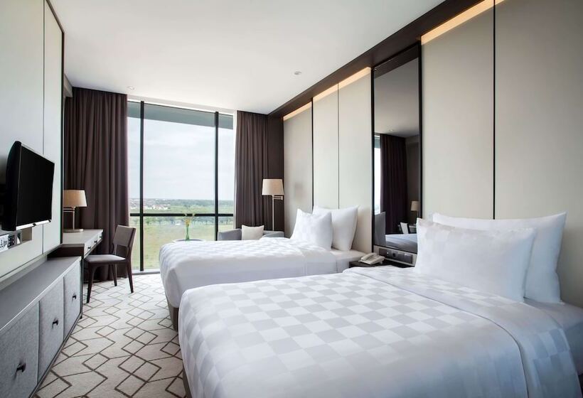 디럭스 룸, Wyndham Opi Hotel Palembang