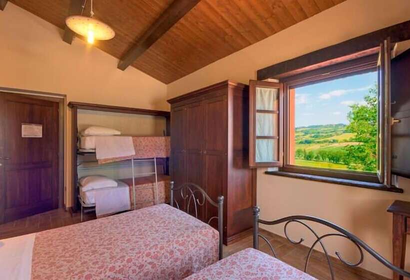 غرفة قياسية رباعية, Azienda Agrituristica Le Bucoliche