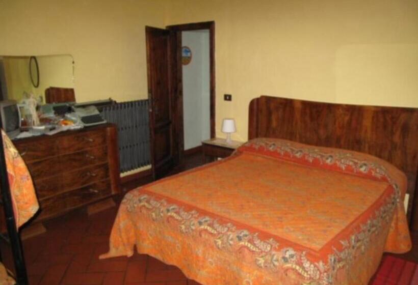 Standard room with outdoor bath, B&b E Locazioni Turistiche Antico Borgo Toscano