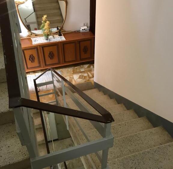 اتاق استاندارد با سرویس بهداشتی مشترک, B&b E Locazioni Turistiche Antico Borgo Toscano