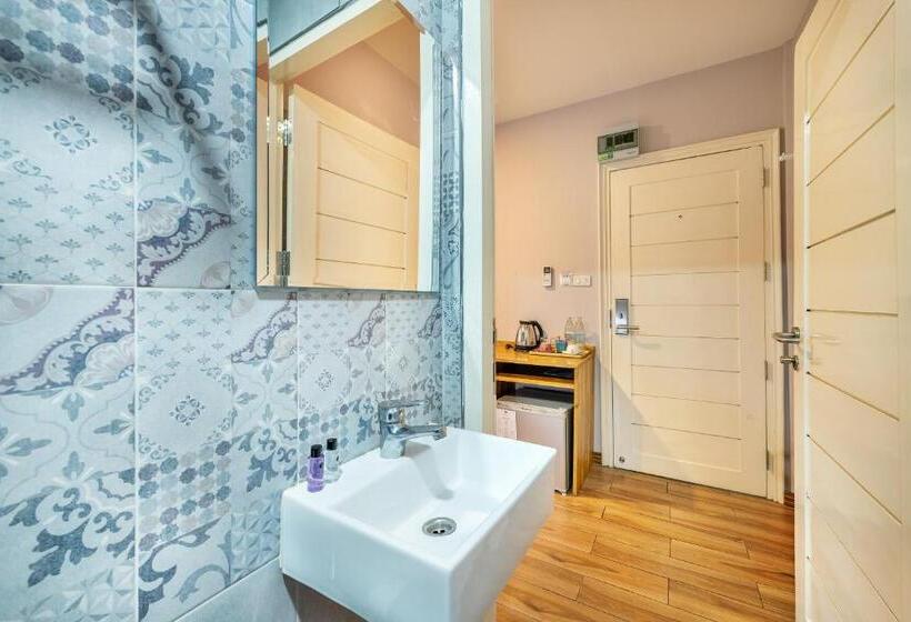 سوئیت با تخت بزرگ, De Lavender Bangkok