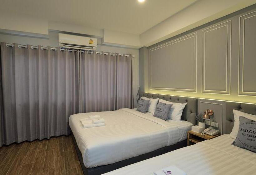 اتاق لوکس سه تخته, De Lavender Bangkok