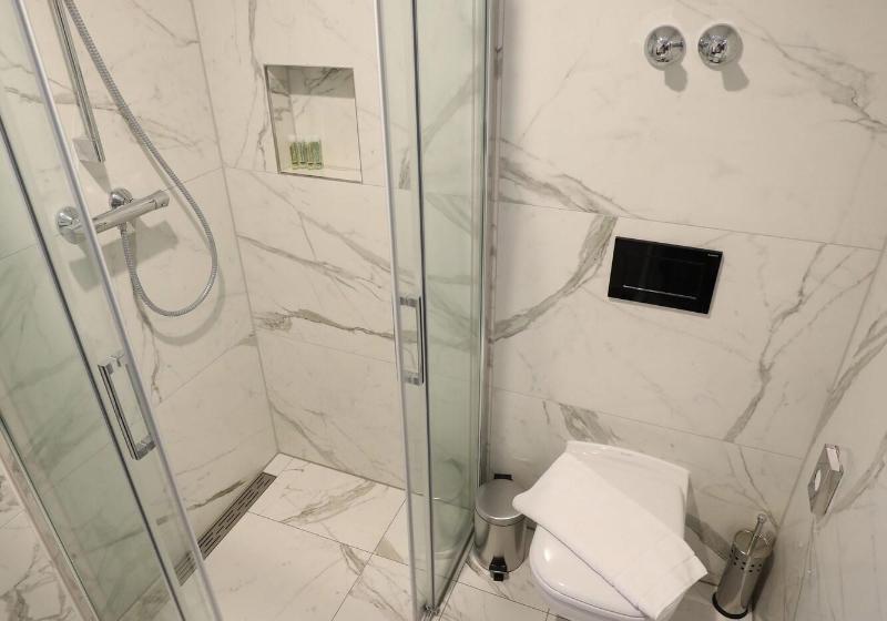 استودیوی استاندارد, Sleep Inn Dusseldorf