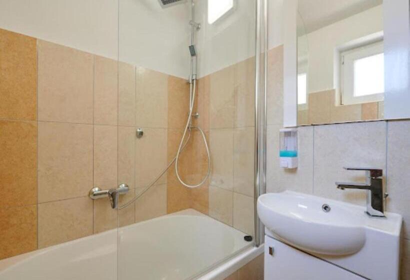 스탠다드 발코니 스튜디오, Guesthouse Ana Trogir Old Town
