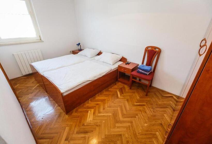 Номер Стандарт, Guesthouse Varnica