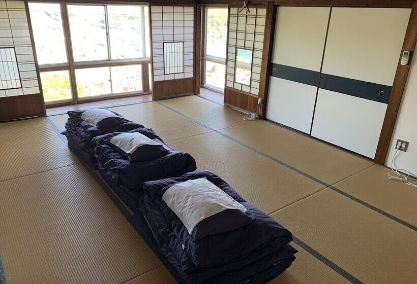 공동 객실, Onomichi Guest House Miharashitei