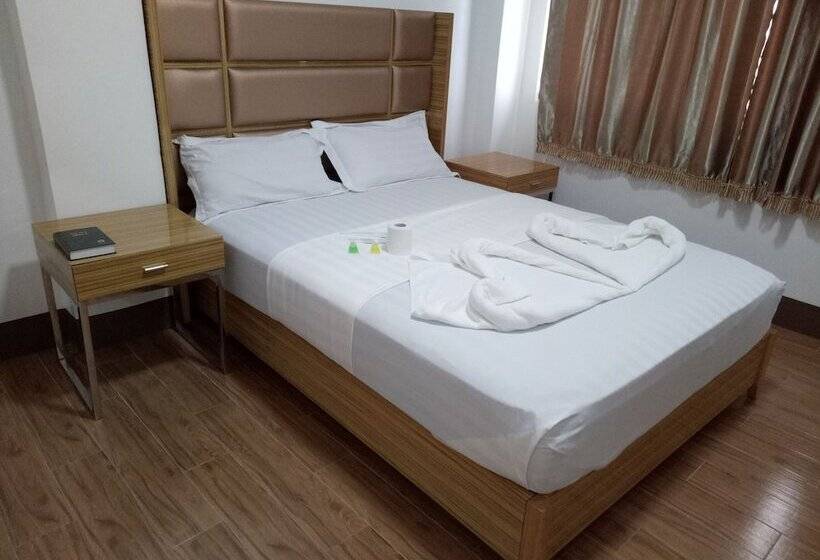 디럭스 룸, Meaco Hotel   Anilao