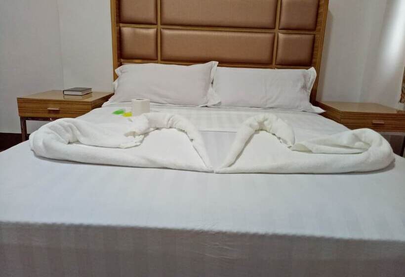 패밀리 룸, Meaco Hotel   Anilao