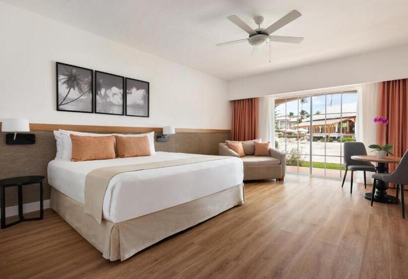 Номер Deluxe Вид на Бассейн, Apartments Punta Cana by Be Live