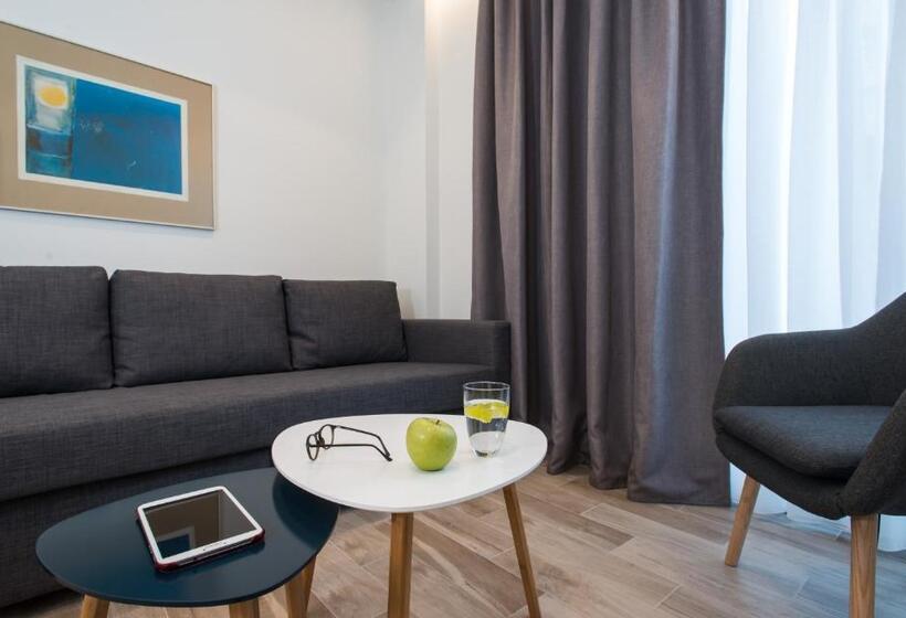 1 Bedroom Apartment, Spot Apart