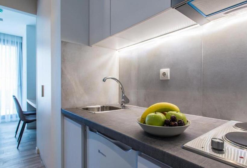 1 Bedroom Apartment, Spot Apart