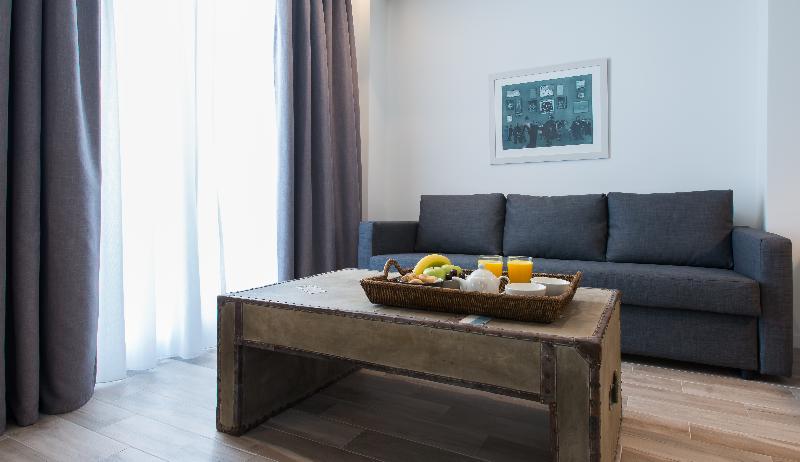 2 Bedroom Apartment, Spot Apart