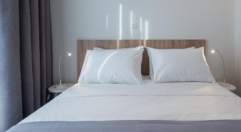 2 Bedroom Apartment, Spot Apart