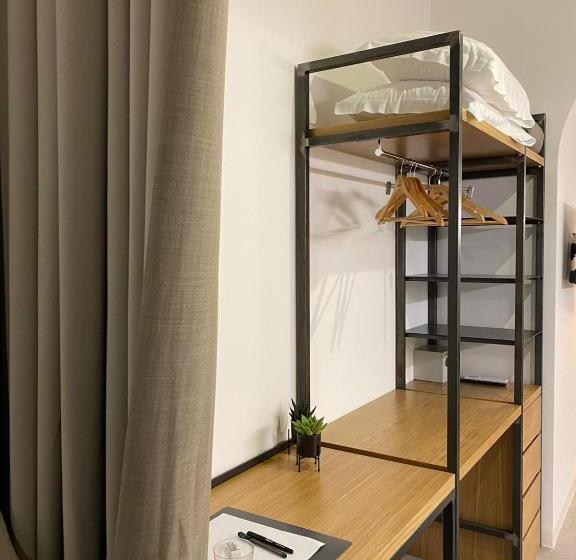 اتاق استاندارد, Bellamania B&b