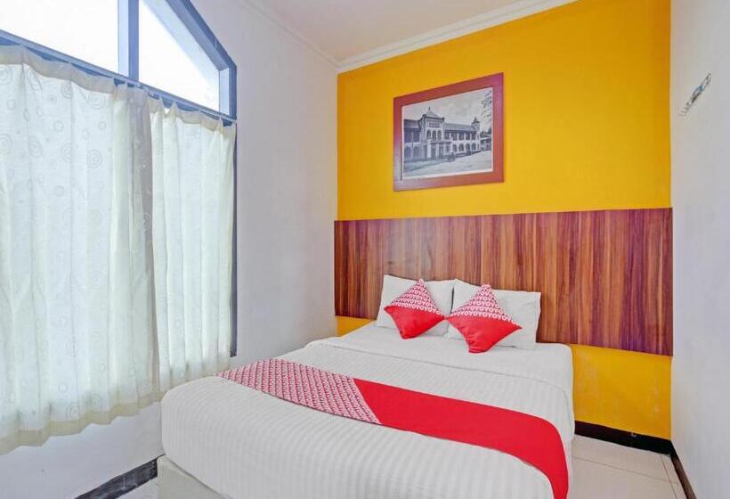Номер Стандарт, Reddoorz Near Mall Ciputra 2