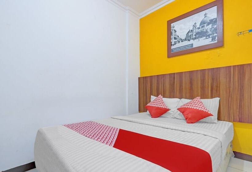 Номер Стандарт, Reddoorz Near Mall Ciputra 2