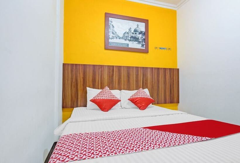 Номер Стандарт, Reddoorz Near Mall Ciputra 2