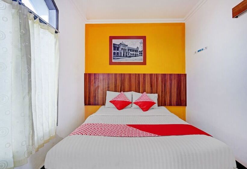 Номер Стандарт, Reddoorz Near Mall Ciputra 2