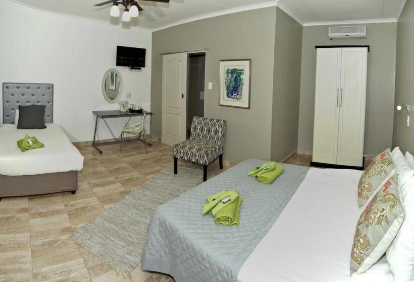 اتاق استاندارد, Out Of Africa Guesthouse