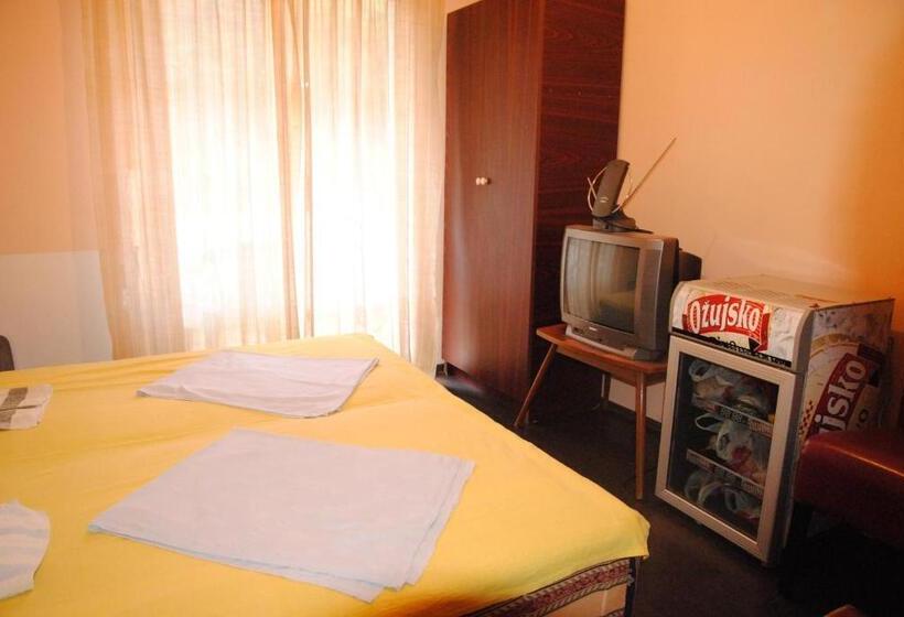 اتاق استاندارد با بالکن, Villa Dulsinea