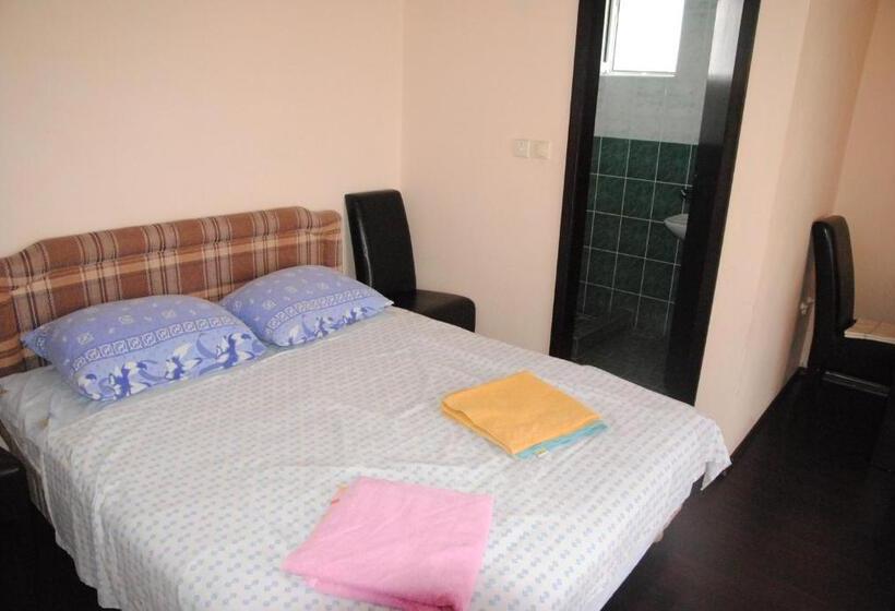 اتاق استاندارد با بالکن و چشم‌انداز دریا, Villa Dulsinea