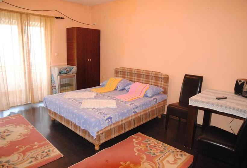 اتاق استاندارد چهار تخته با چشم‌انداز دریا, Villa Dulsinea