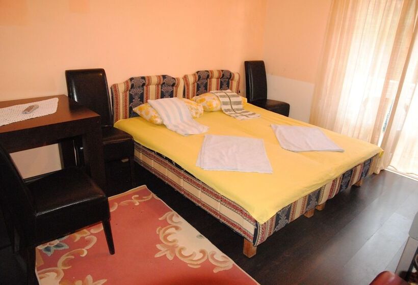 اتاق استاندارد با بالکن, Villa Dulsinea