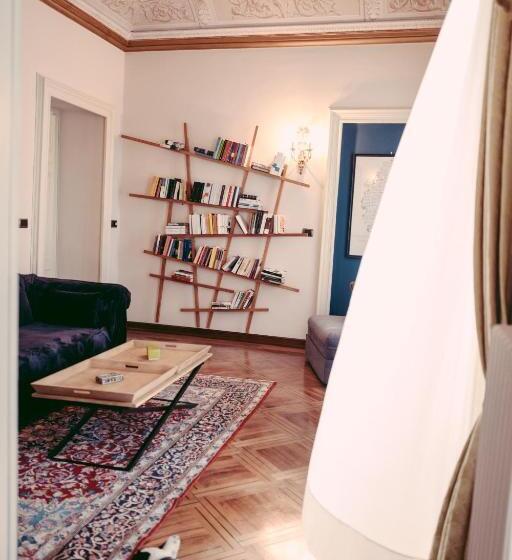 자쿠지 스위트, Villa Erre  Literary B&b