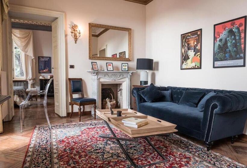 자쿠지 스위트, Villa Erre  Literary B&b