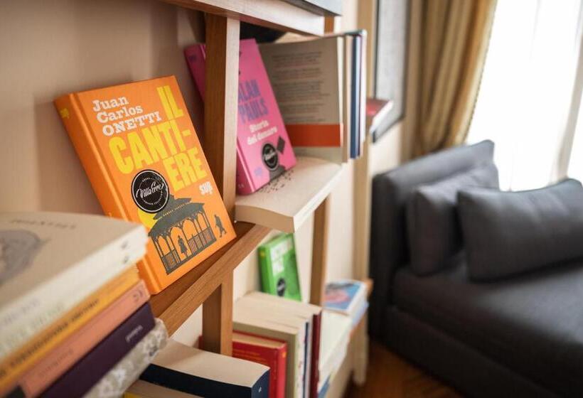 자쿠지 스위트, Villa Erre  Literary B&b