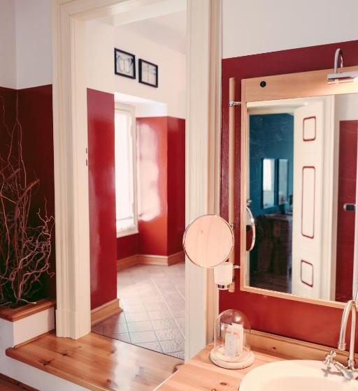 스위트, Villa Erre  Literary B&b