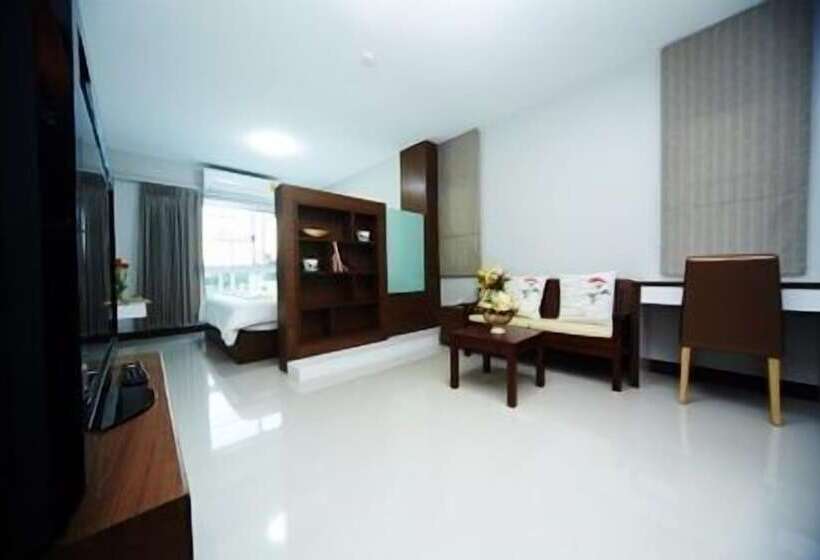 سوئیت با بالکن, Central Place Serviced Apartment 1