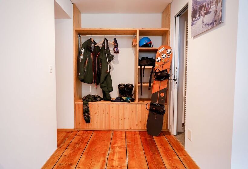 スタンダードルーム, Bed&bike Tremola San Gottardo