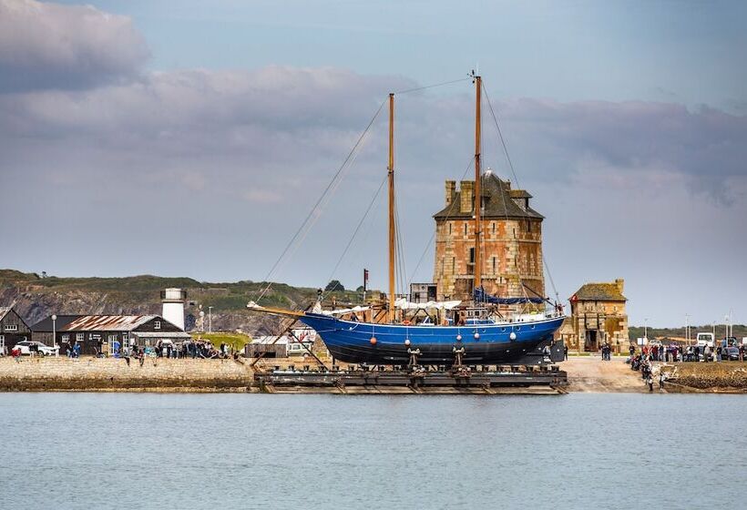 Номер Комфорт Вид на Море, De France