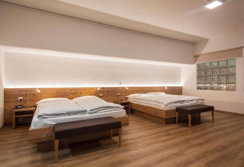 Номер Стандарт, Zermatt Budget Rooms