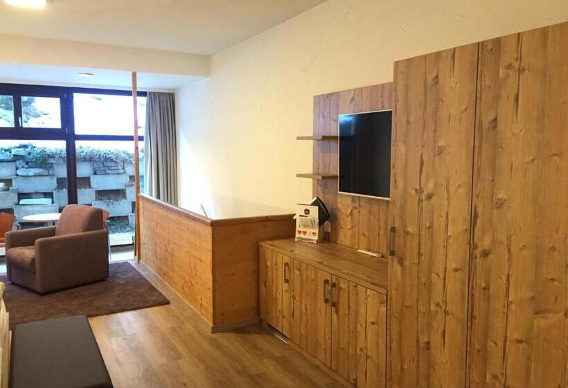 Номер Стандарт, Zermatt Budget Rooms