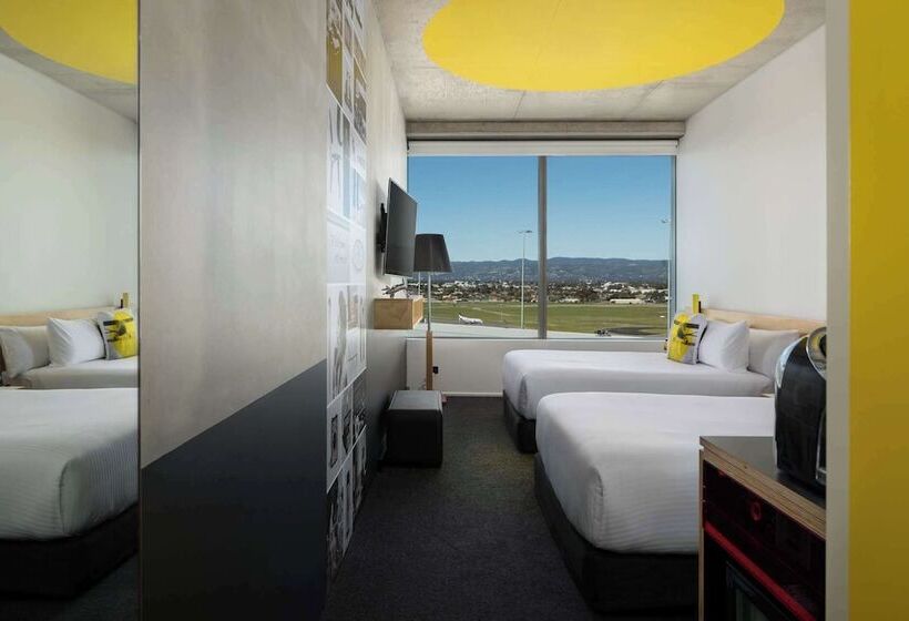 스탠다드 도시전망 룸, Atura Adelaide Airport